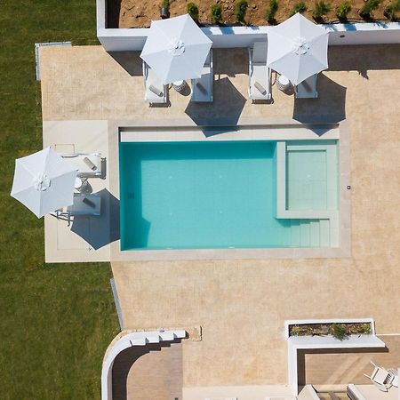 Aerin Villa, A Sublime Sanctuary, By Thinkvilla Roupai Exteriör bild