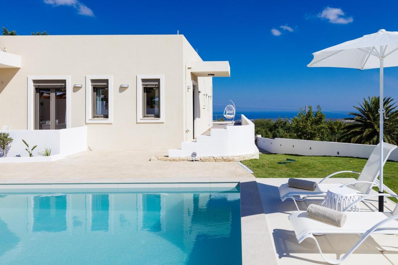 Aerin Villa, A Sublime Sanctuary, By Thinkvilla Roupai Exteriör bild