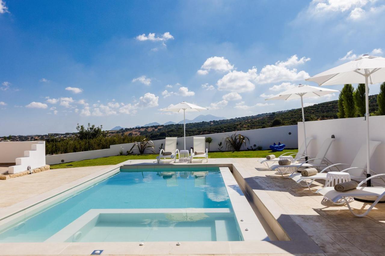 Aerin Villa, A Sublime Sanctuary, By Thinkvilla Roupai Exteriör bild